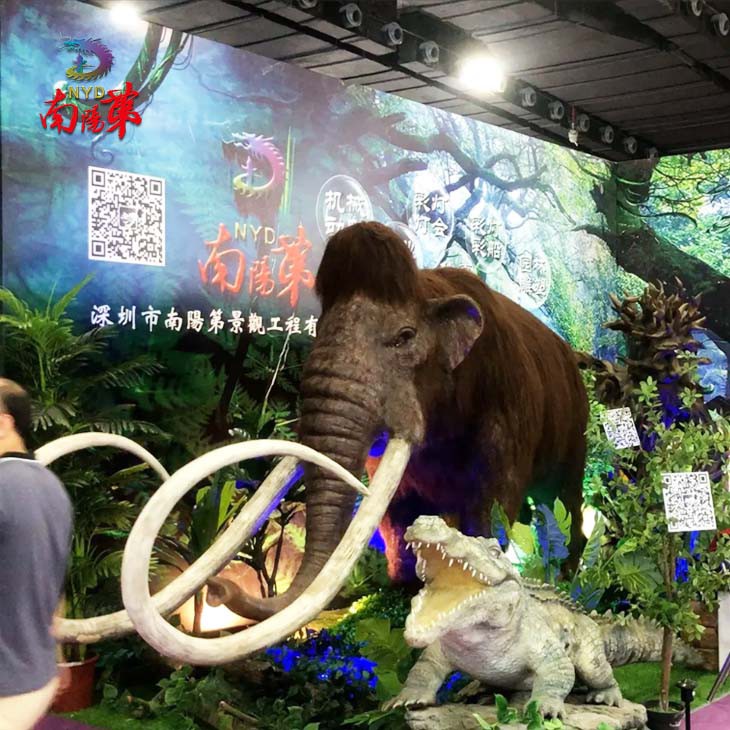 Animatronic Animals For Window Display